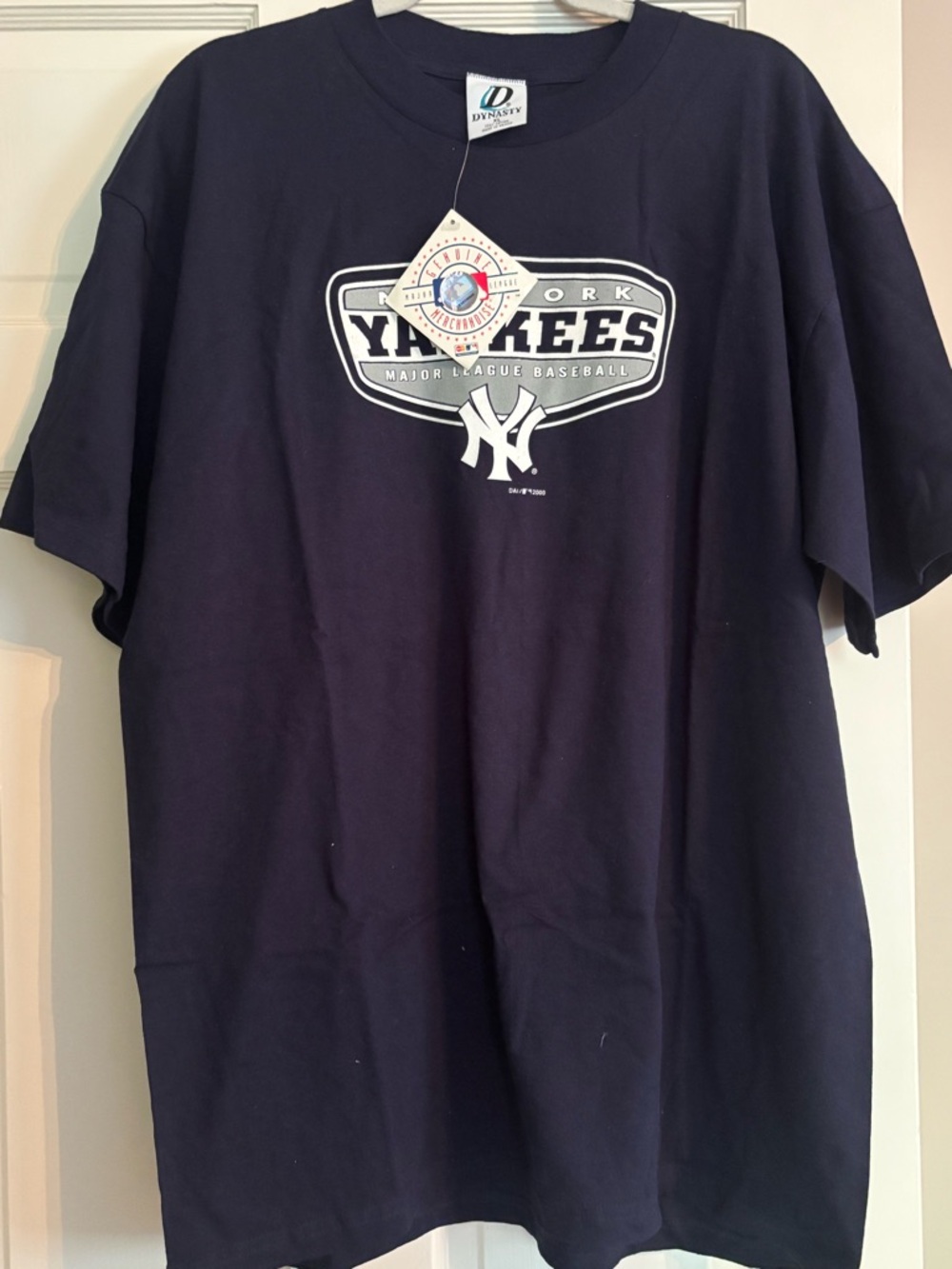 Men’s New York Yankees Navy Graphic Tee with Logo XL/NWT